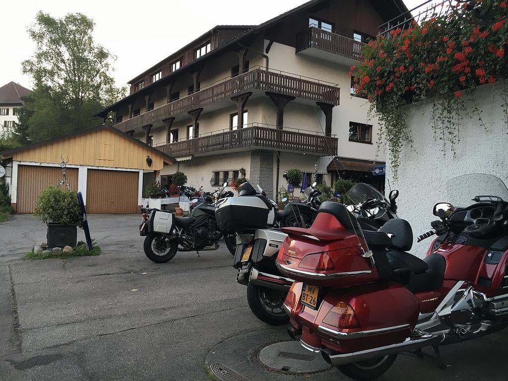 Alemannenhof Hotel Engel Rickenbach  Bagian luar foto